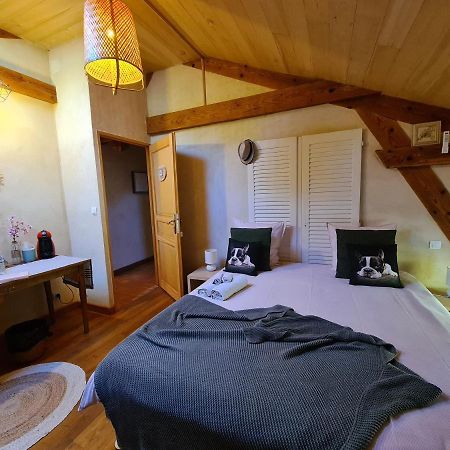 Bed and Breakfast Le Coq En Repos Saint-Sylvestre-sur-Lot Esterno foto