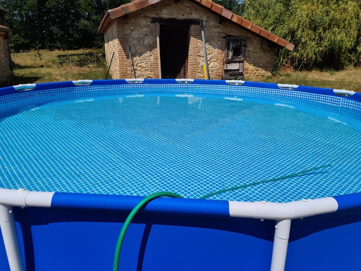 Bed and Breakfast Le Coq En Repos Saint-Sylvestre-sur-Lot Esterno foto