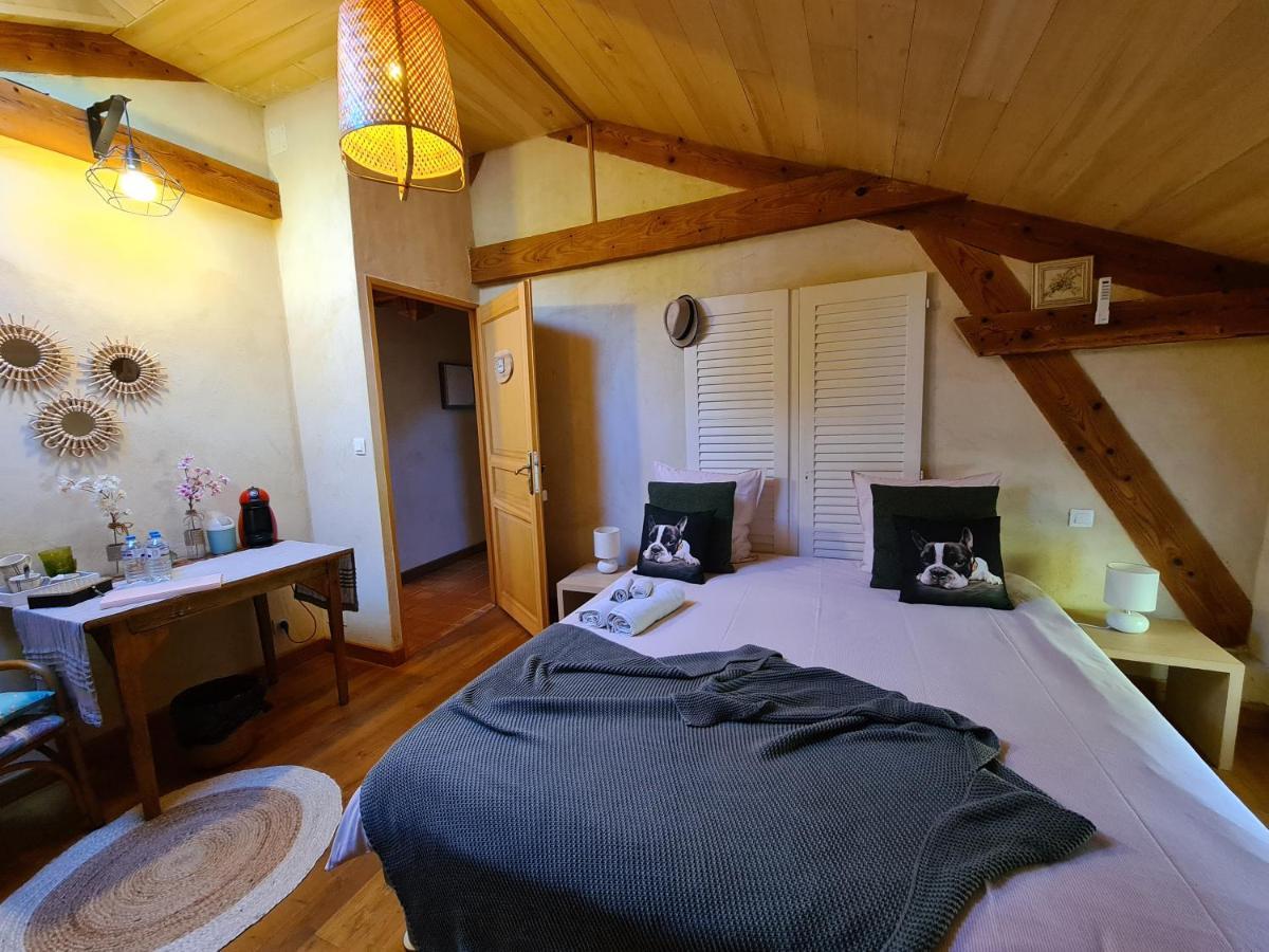 Bed and Breakfast Le Coq En Repos Saint-Sylvestre-sur-Lot Esterno foto